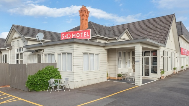 hotel