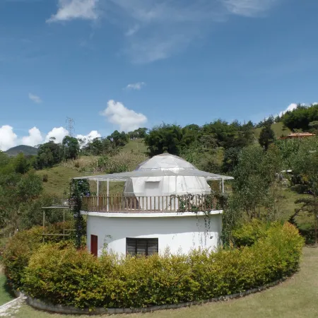 Glamping con Jacuzzi - El peñol Guatapé.