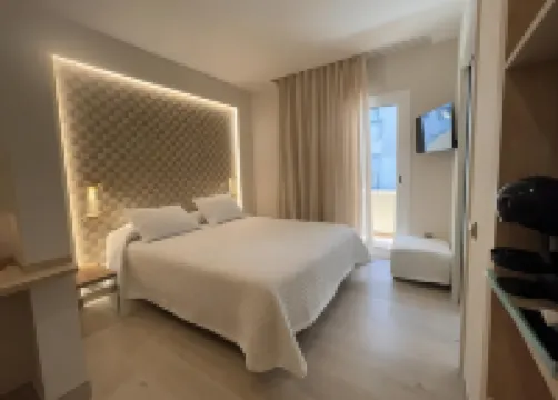 楊索拉酒店 聖卡洛斯拉臘皮塔酒店