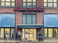 Stallion Suites -  Downtown Toronto فنادق في 