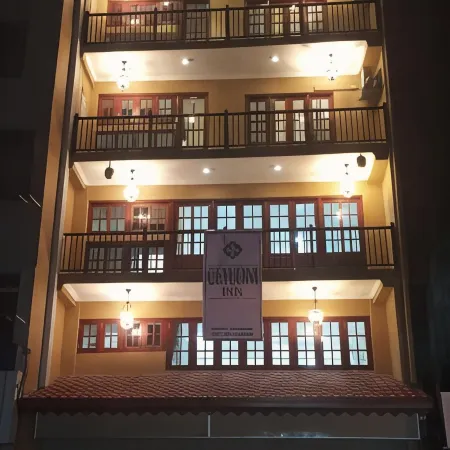Ceyloni City Hotel