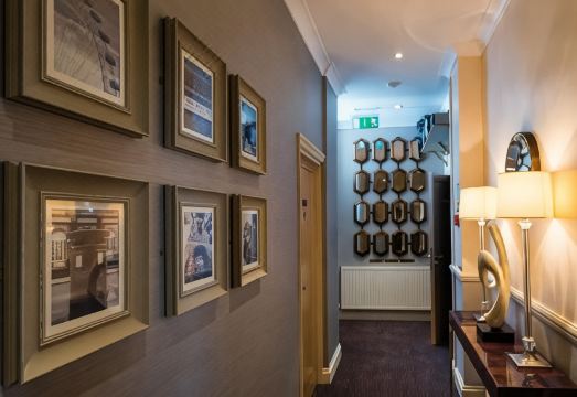 1. 베스트 웨스턴 ..