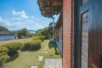 Chuncheon Viandante Dokchaehanok
