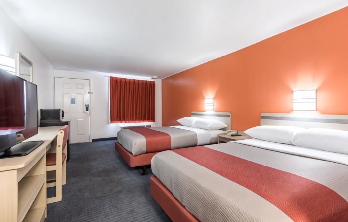 Travelodge by Wyndham Lansing