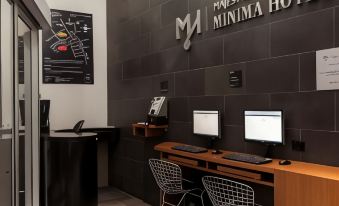 Majestic Minima Hotel