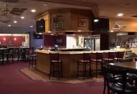 Crookston Inn & Convention Center - bar