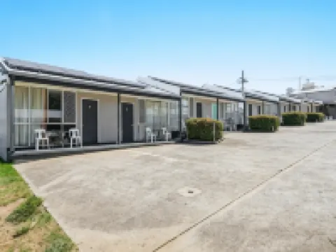 อเล็กซานเดอร์ โมเต็ล โรงแรมในวอริก