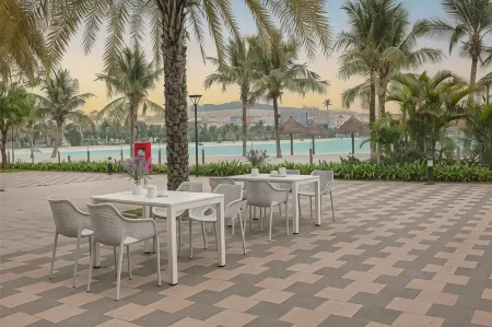 PCA Hotel - Khách sạn Vinhomes Ocean Park Отели в г. TT. Nhu Quynh