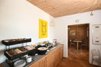 Agritur Casteller - breakfast