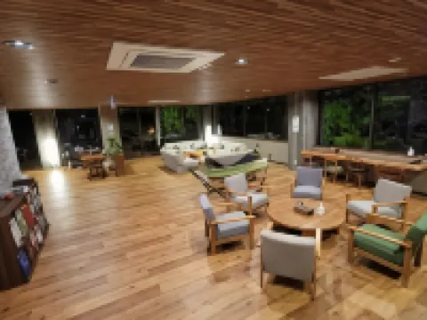 บ้านพักของเค - โฮสเทลออนเซนคินูกาว่า โรงแรมในนิกโก