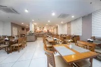 NB Hoteis - breakfast