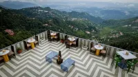 Hotel Luxury Inn by Stotrak Hospitality