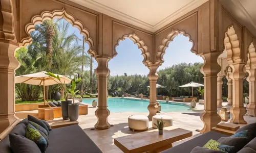 Palais Namaskar