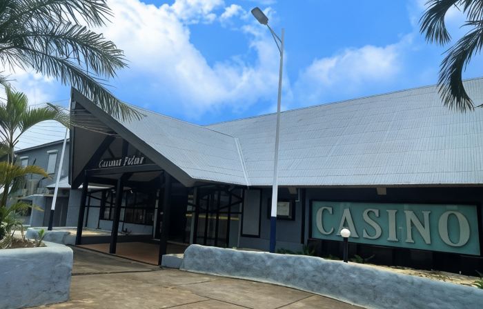 Coconut Palms Resort & Diamond Casino