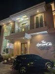 The Horizontal Hotel Pacitan Hotel dekat Masjid Ar - Rahman