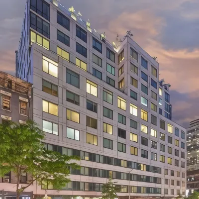 Truss Hotel Times Square Hotels near Chelsea Park