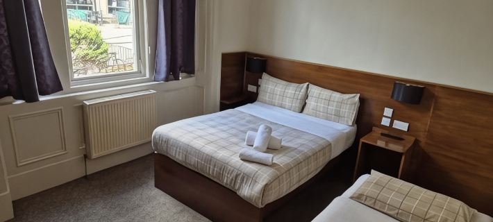 Glasgow House Hotels in Glasgow
