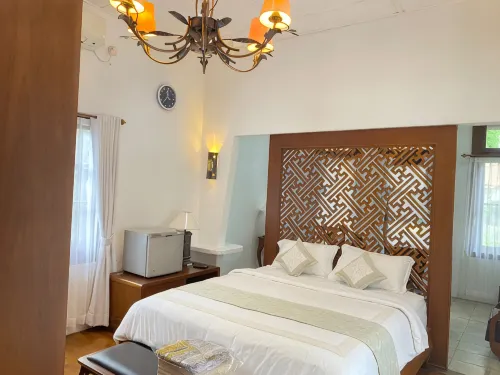 Gas Inn Kebonwaru - Parkplatz