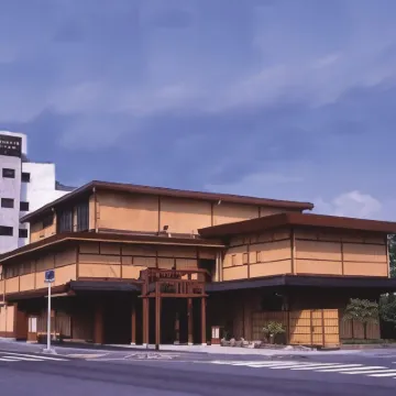 Dantokan Kikunoya Hotels near Ukimido