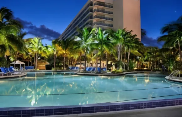 希爾頓逸林度假村-荷里活海灘