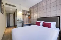 7 Apple Hotel, Vadodara