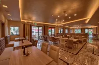 Best Western Plus Bathurst Hotel  Suites