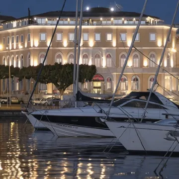 Grand Hotel Ortigia Hotels near Island of Ortigia