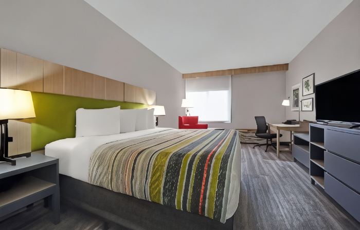 Country Inn & Suites by Radisson, Pierre, SD
