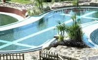 Sari Ater Hotel & Resort - Kolam Renang