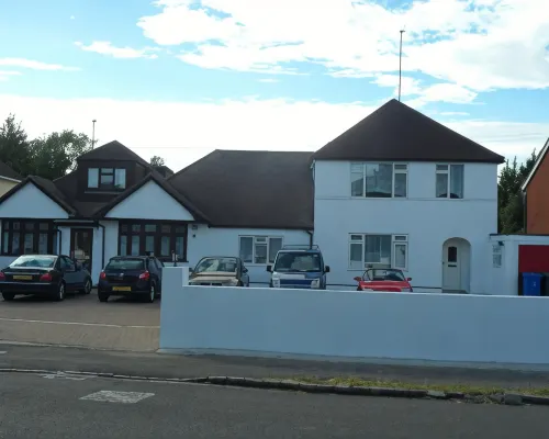 London Heathrow Guesthouse Hotels in Colnbrook