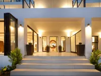 Hout Bay View Boutique Hotel Hotels near Duiker Island