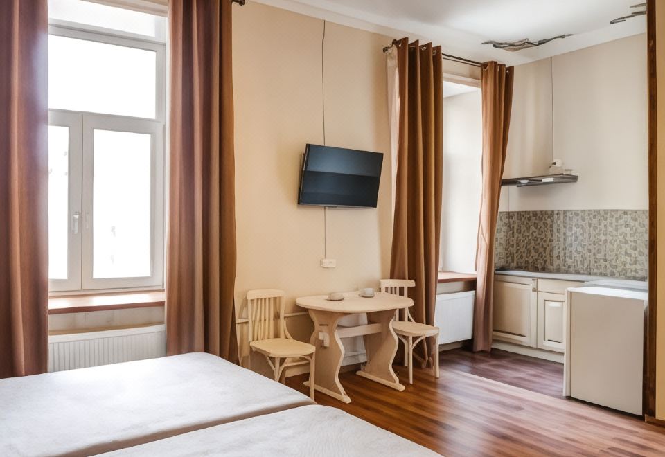 Hotel on Rimskogo-Korsakova Over view