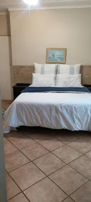 Fatties and Monies Guesthouse