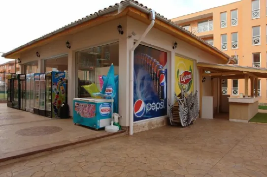 3 Bedroom 2 Bathroom Condominium Complex By the Black Sea