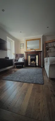 Comfortable Cottage Stay Outside Belfast | Private Parking & Sleeps 4 guests - Wi-Fi