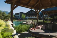 Neuhaus Zillertal Resort - Pools