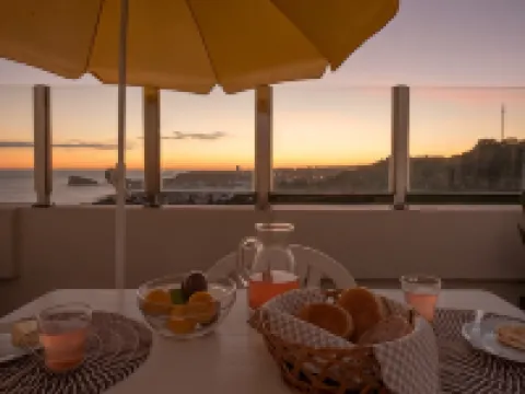 GuestReady - OceanView TopFloor w Terrace
