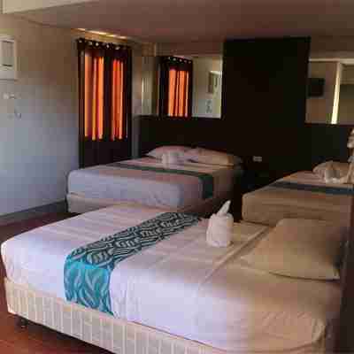 Basic Rooms Hotel Rooms