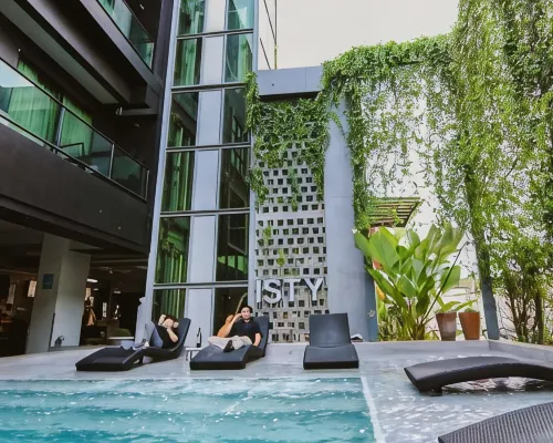 ISTY Design Hotel Hotels near Pa Tan