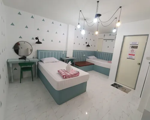 At Night Hotels in Chumphon