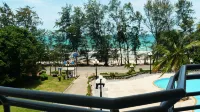 Finest Beach Front Royal Rayong - Apartments