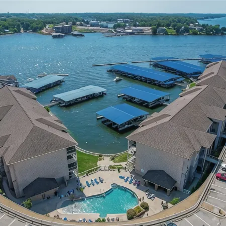 Updated Lands End Upscale Condo - Sleeps 9