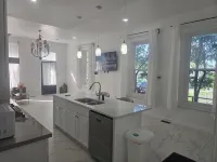 Cool luxury apartment with parking in vibrant Cincinnati Downtown - شقق