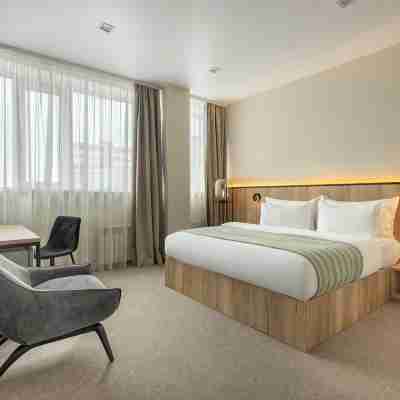 Breezko Hotel Rooms