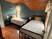 The Red House Hotels in Wayne County