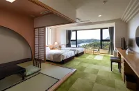 Ooedo Onsen Monogatari Amakusa Hotel Kameya - parcheggio