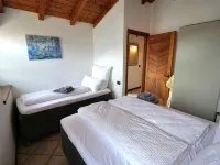 Natural stone rustico "Casa Marie" with views of Lake Como and Domaso - Wifi