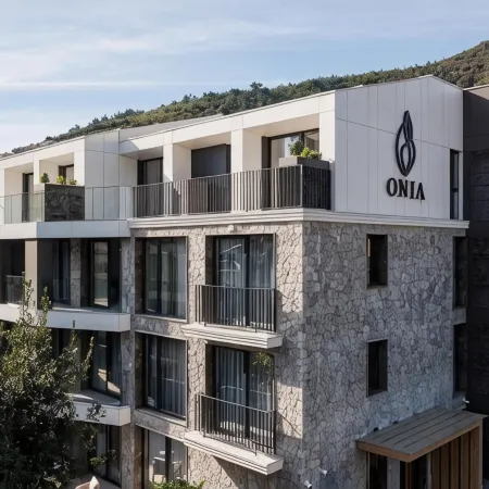 Onia Luxury Escape