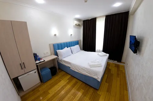 Grand Avenue Hotel
