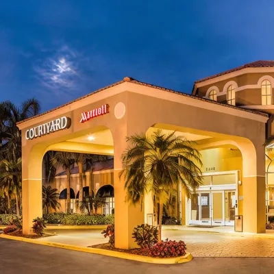 Courtyard Fort Lauderdale North/Cypress Creek Hotels near Keiser University